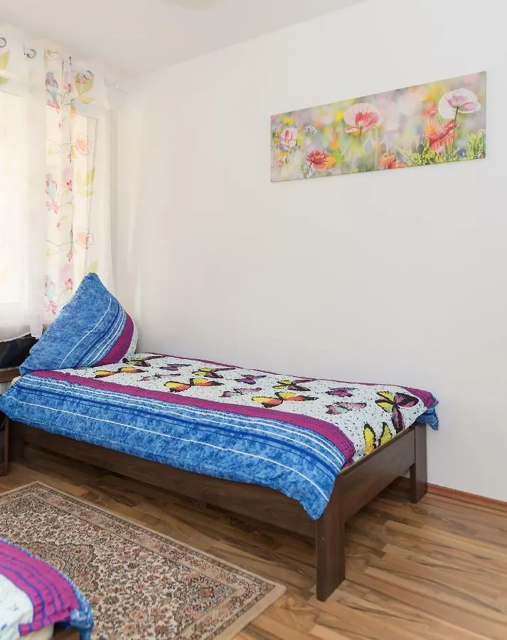 Boarding House Galina Apartment Hannover