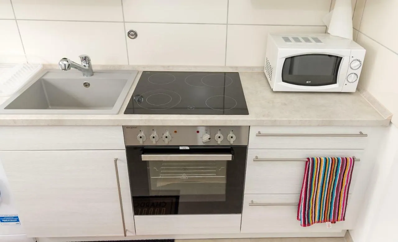 Boarding House Galina Apartment Hannover